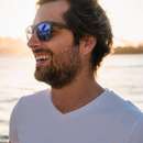Handsome, tall and tanned guy wants to meet shy woman in London