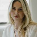 34 yr old Lonely businesswoman seeking female in London